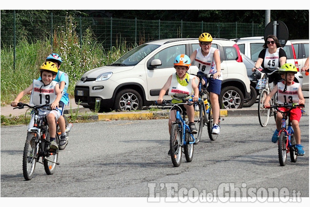 Nichelino: biciclettata dei Polesani