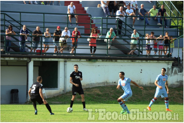 Cantalupa : calcio amichevoli della Pro Vercelli e del Torino Primavera