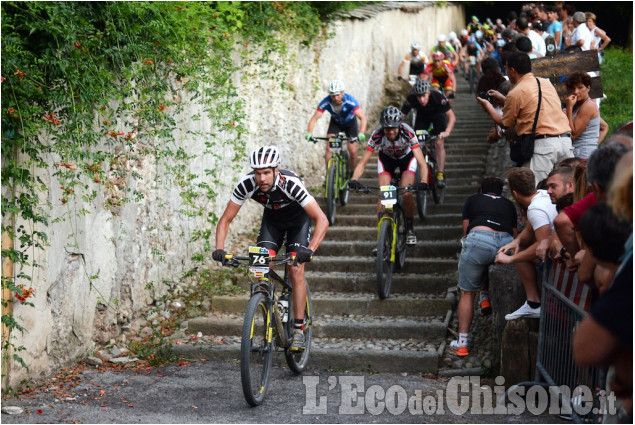 Cavour: Iron Bike in serata