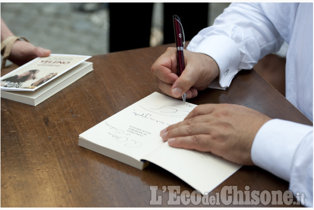 &quot;Una Torre di libri&quot; sabato 25 luglio