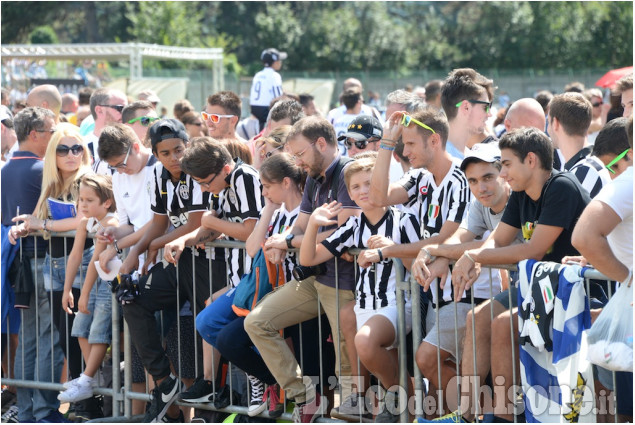 Villar Perosa Juventus calcio in festa 