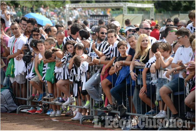 Villar Perosa Juventus calcio in festa 