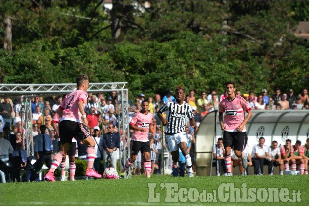 Villar Perosa Juventus calcio in festa 