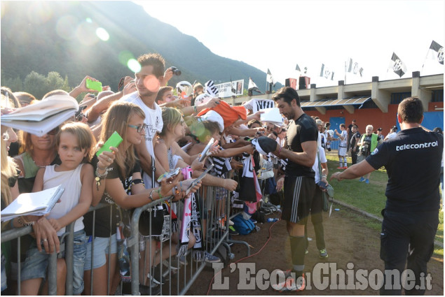 Villar Perosa Juventus calcio in festa 