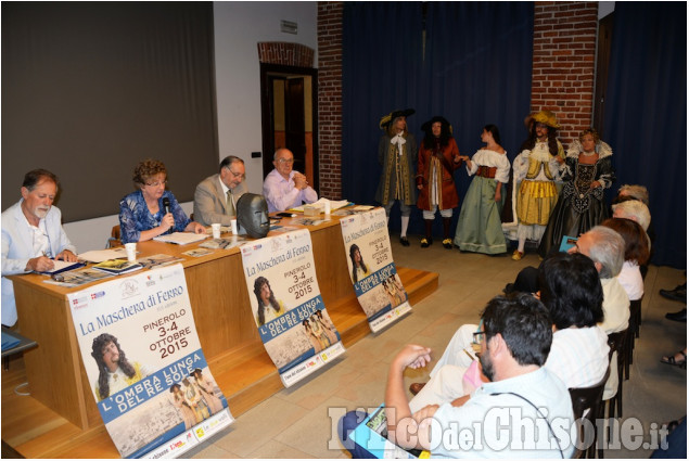 Pinerolo presentazione della Maschera di Ferro 2015