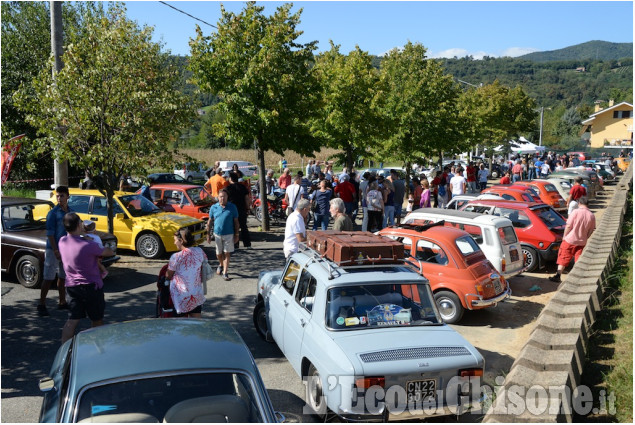 Roletto: festa patronale concorso di pittura, auto storiche e scassabudelle