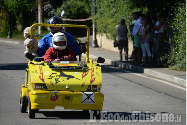 Roletto: festa patronale concorso di pittura, auto storiche e scassabudelle