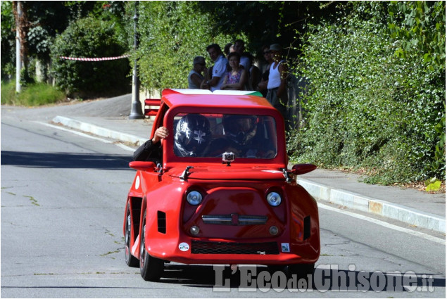 Roletto: festa patronale concorso di pittura, auto storiche e scassabudelle