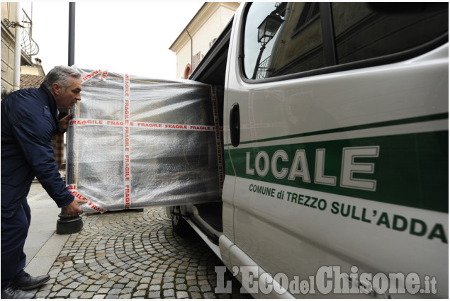 La restituzione dell&#039;antica tela del Settecento ritrovata dai Carabinieri
