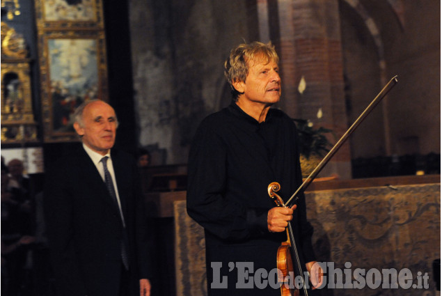 Il maestro Uto Ughi all&#039;Abbazia di Staffarda a Revello