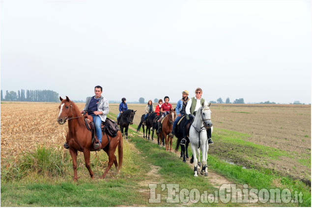 Buriasco: Mangia e cavalca
