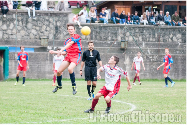 Calcio Juniores locale: Perosa-Piossasco