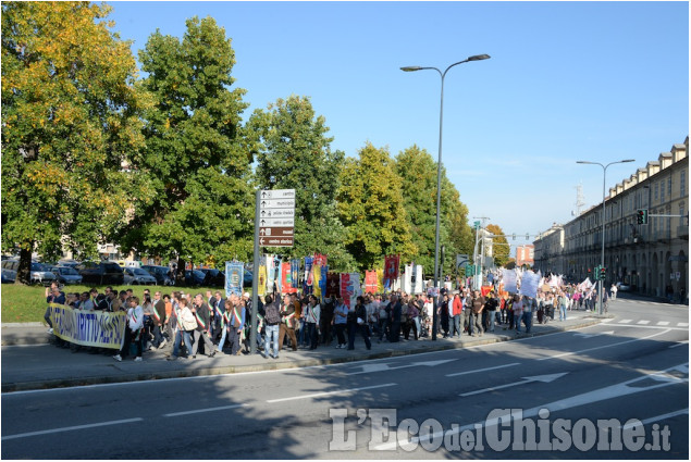 Pinerolo: corteo per salvare l&#039;ospedale Agnelli