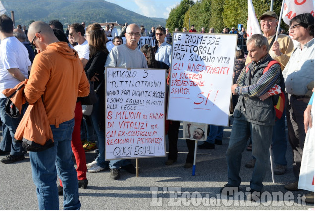 Pinerolo: corteo per salvare l&#039;ospedale Agnelli