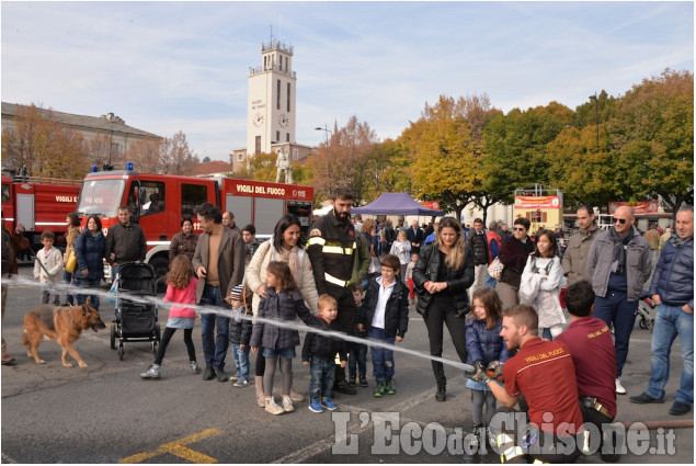 Pinerolo: un&#039;invasione di bambini a &quot;Pompieropoli&quot;