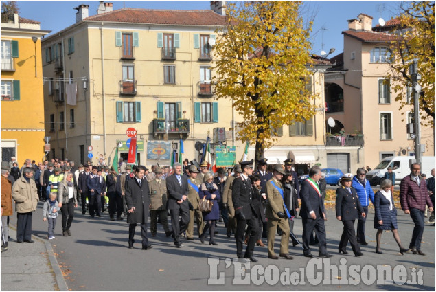 Pinerolo:Il giorno dei Santi ,Corteo per il 4 Novembre