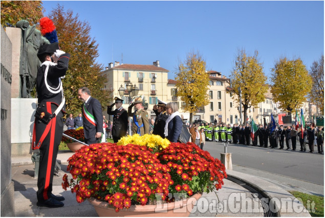 Pinerolo:Il giorno dei Santi ,Corteo per il 4 Novembre