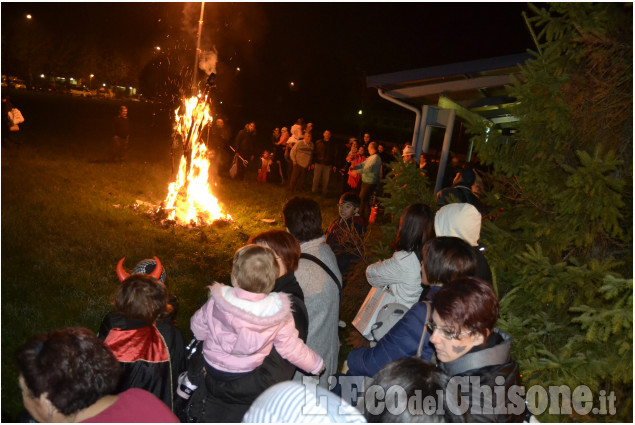 Nichelino: &quot;Notte nera&quot; in biblioteca