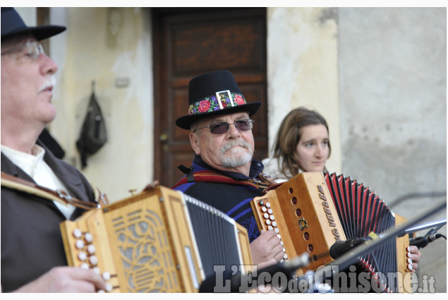 Lusernetta: mercatino dell&#039;Avvento
