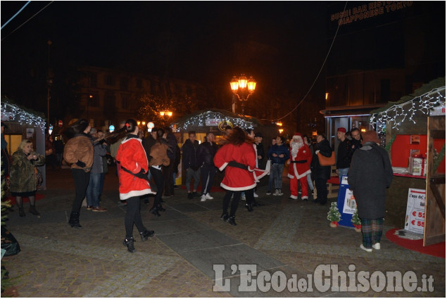 A Pinerolo è iniziata la corsa verso il Natale