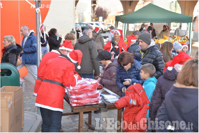 Frossasco :la corsa dei Babbi Natale
