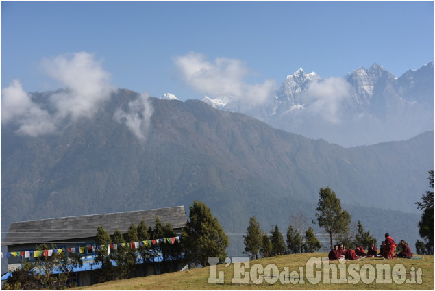 Il Nepal sei mesi dopo il sisma: il viaggio di Valter Perlino con un gruppo di pinerolesi