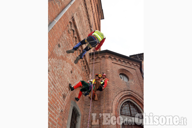 A Pinerolo Gianduja è come Spiderman