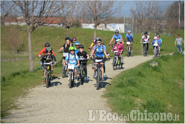 Pinerolo Bici al parco Olimpico con il Cai