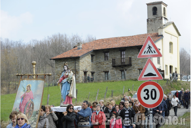 Bricherasio, processione a S. Caterina