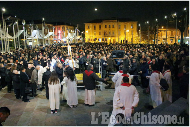 Nichelino: folla alla Via Crucis