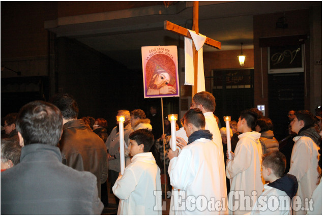 Nichelino: folla alla Via Crucis