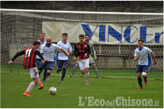 Calcio Pinerolo-Argentina Arma