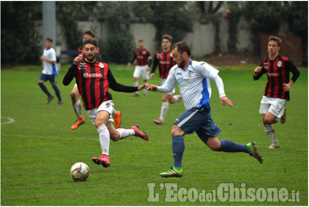 Calcio Pinerolo-Argentina Arma