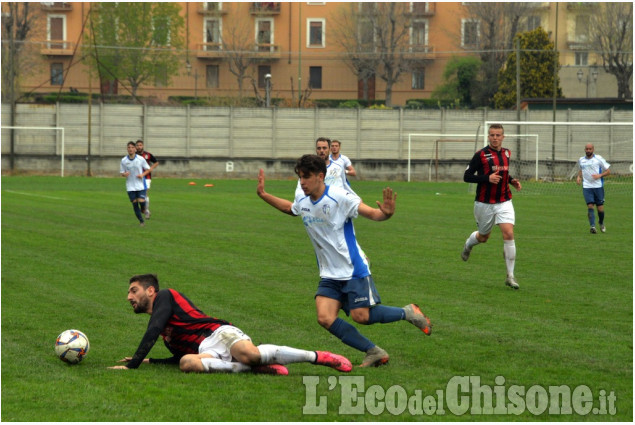 Calcio Pinerolo-Argentina Arma