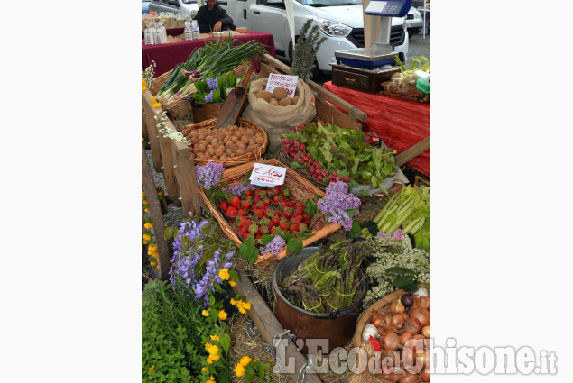 La fiera di primavera (con le giostre ) a San Pietro 