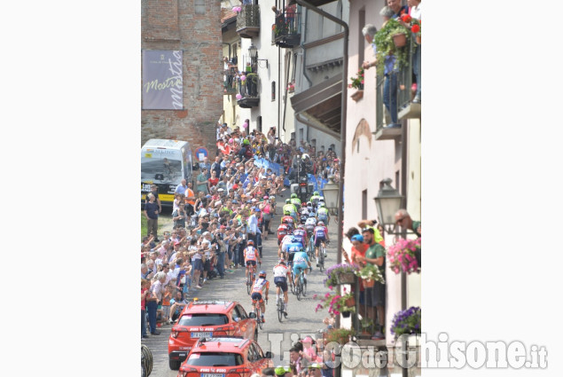 Giro d&#039;Italia 2016: diario in immagini di una giornata speciale per Pinerolo