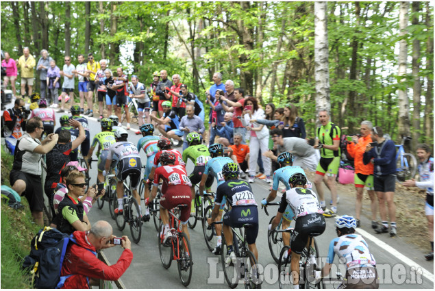 Giro d&#039;Italia 2016: passaggio a Prà Martino