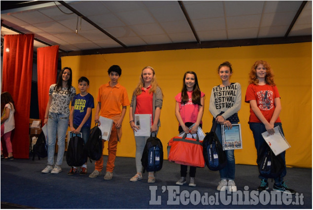 Cumiana Premiazione concorso scuole L'eco del Chisone Cumiana Premiazione concorso scuole L'eco del Chisone