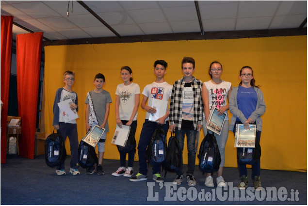 Cumiana Premiazione concorso scuole L'eco del Chisone Cumiana Premiazione concorso scuole L'eco del Chisone
