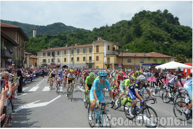 Giro d&#039;Italia passaggio a Revello