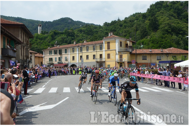 Giro d&#039;Italia passaggio a Revello