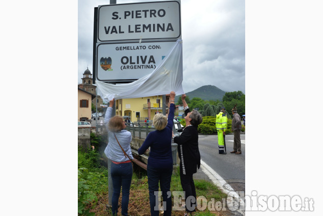 San Pietro v.l. gemellaggio con la città  Argentina Oliva