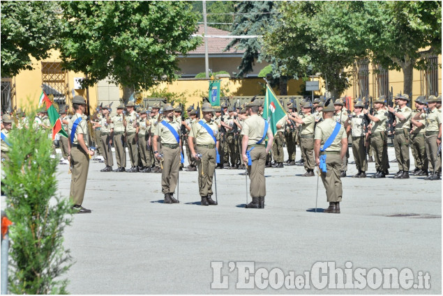 Comandante del 3°Alpini a Pinerolo ,Colonnello Nicola Piasente Comandante del 3°Alpini a Pinerolo Colonnello Nicola Piasente