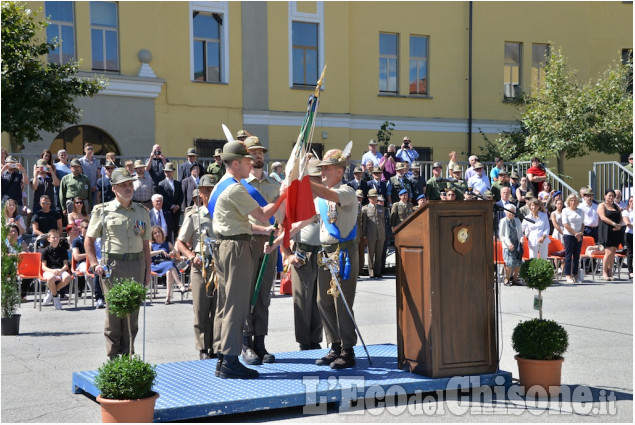 Comandante del 3°Alpini a Pinerolo ,Colonnello Nicola Piasente Comandante del 3°Alpini a Pinerolo Colonnello Nicola Piasente