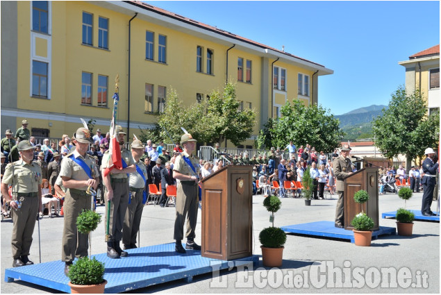Comandante del 3°Alpini a Pinerolo ,Colonnello Nicola Piasente Comandante del 3°Alpini a Pinerolo Colonnello Nicola Piasente