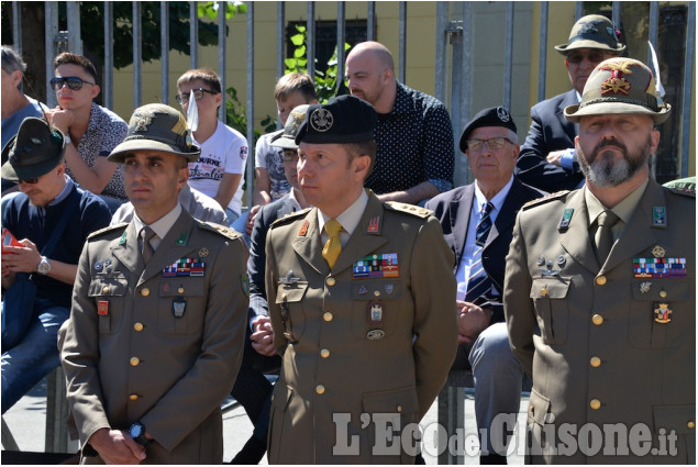 Comandante del 3°Alpini a Pinerolo ,Colonnello Nicola Piasente Comandante del 3°Alpini a Pinerolo Colonnello Nicola Piasente
