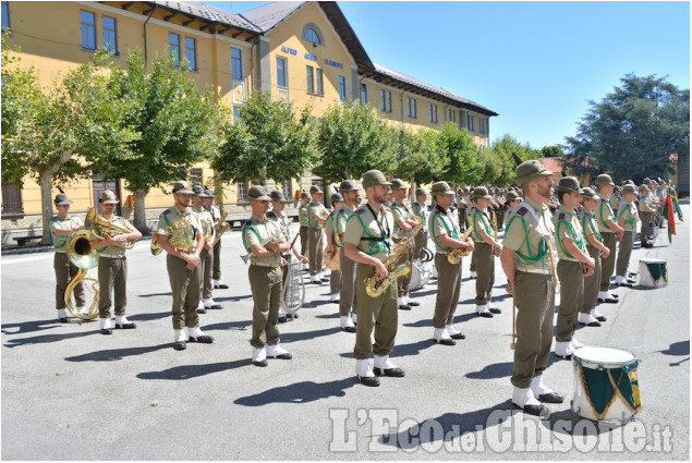 Comandante del 3°Alpini a Pinerolo ,Colonnello Nicola Piasente Comandante del 3°Alpini a Pinerolo Colonnello Nicola Piasente