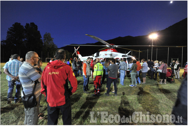 Elisoccorso in notturna a Bobbio Pellice: la prova momento per momento