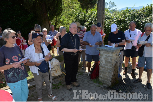 Pinerolo: pellegrinaggio con il vescovo a S. Maurizio