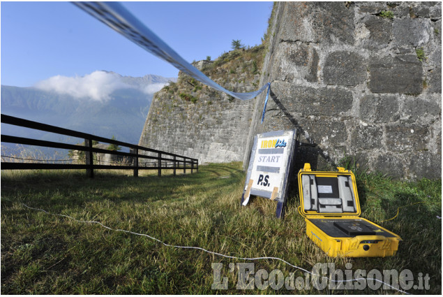 Concorrenti dell&#039;Iron Bike nel cuore del Forte di Fenestrelle